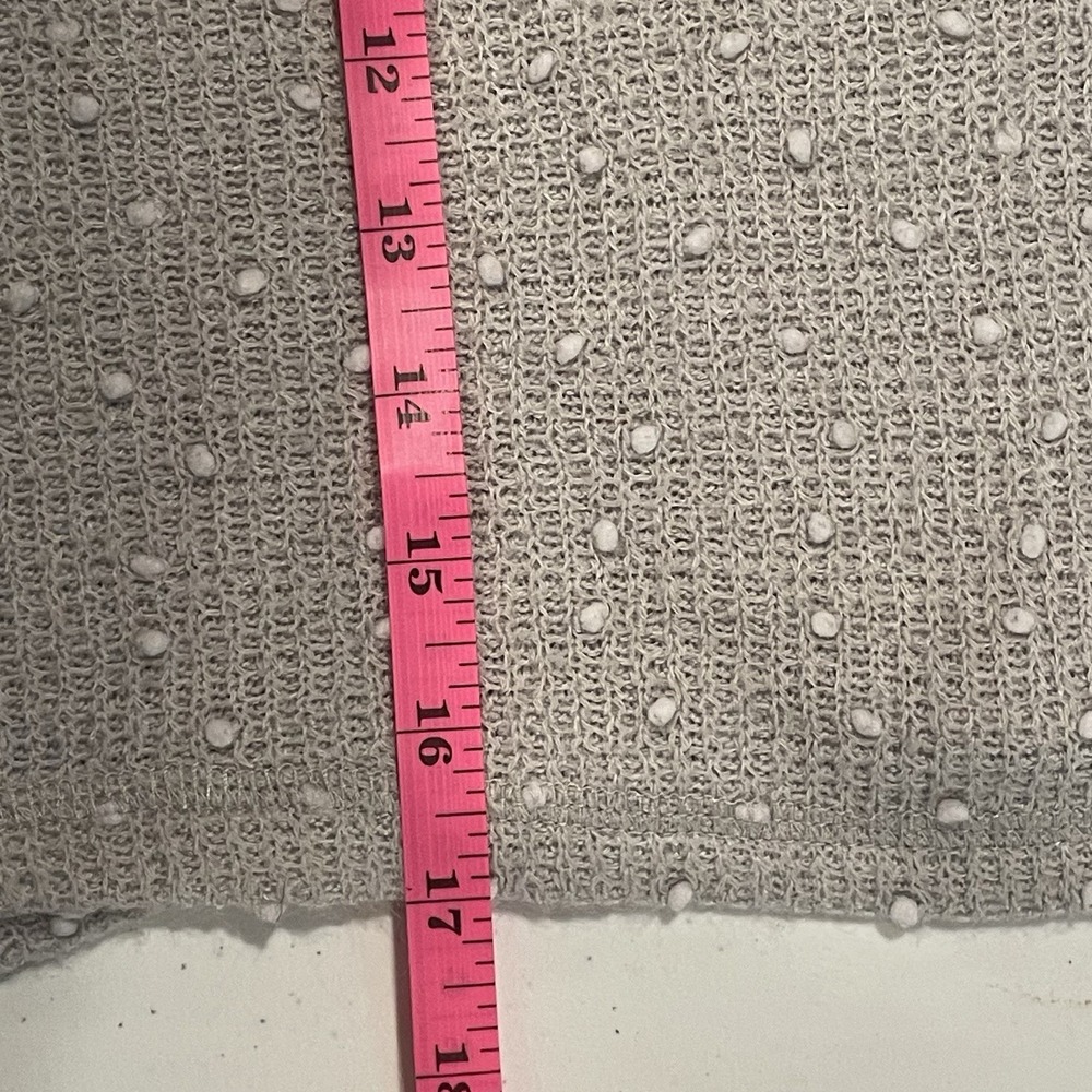 Fab'rik Women's Large Gray Textured Dotted Cropped Sweater‎ Top - Picture 8 of 8